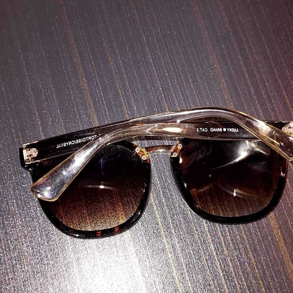 Lucky Brand Tortoise Brown Sunglasses - Picture 2 of 5